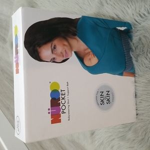 Nüroo Pocket babywearing shirt